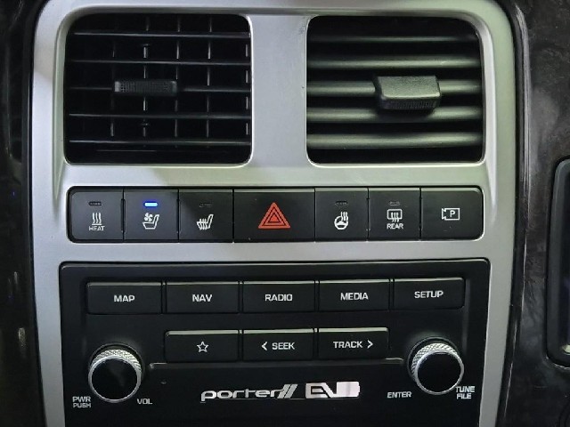 6081501980R8.jpg