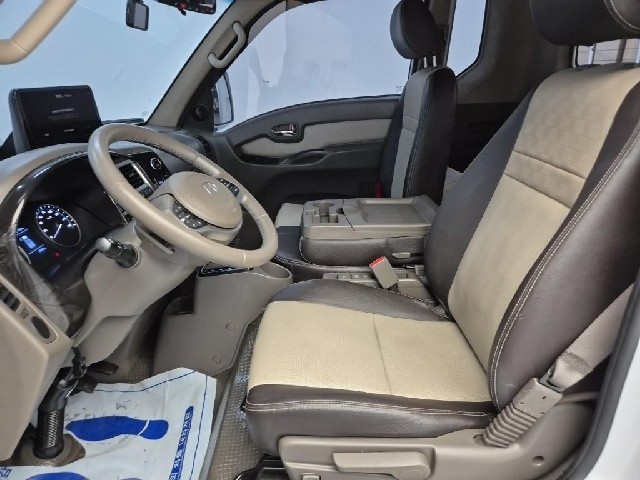 6081501911R10.jpg