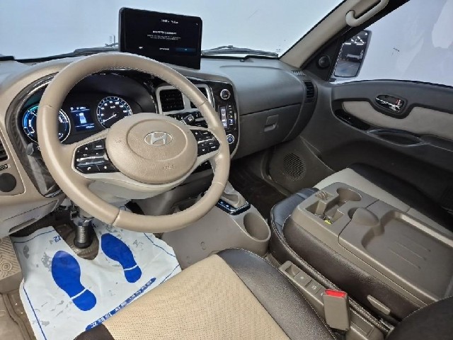 6081501911R6.jpg