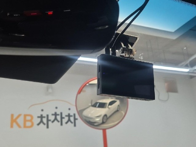6081501647R16.jpg