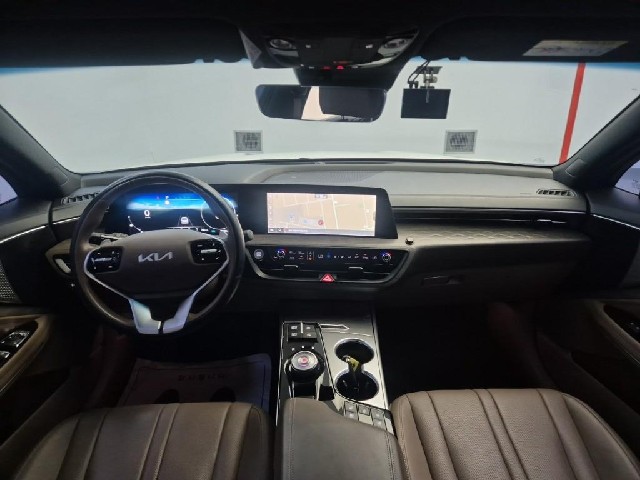 6081501647R7.jpg