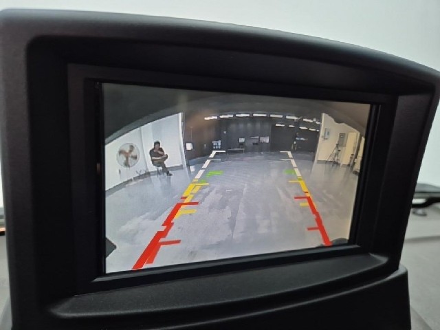 6081001645R12.jpg
