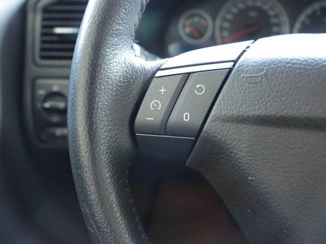 9540058A30261019W00113.jpg