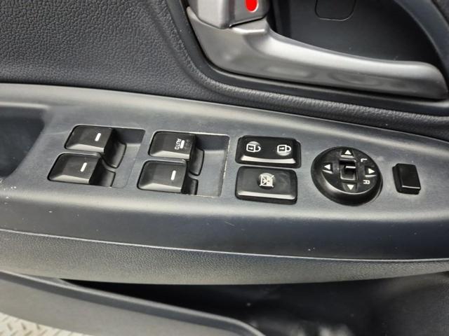 5121000667R17.jpg