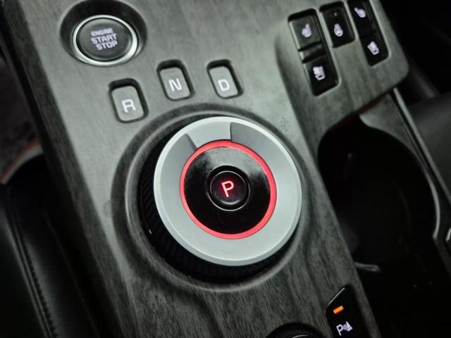 6011001425R8.jpg