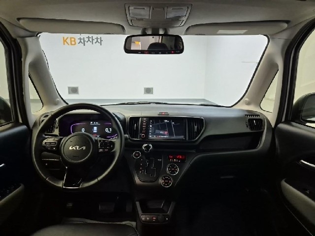 6081502075R7.jpg