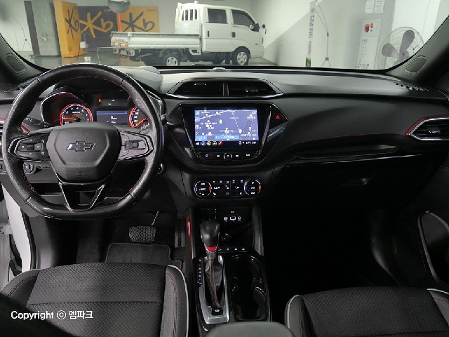 3111000508R6.jpg
