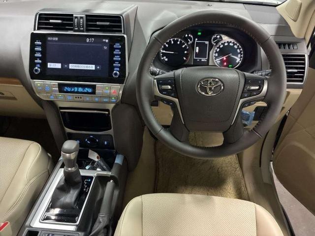 27072599_carP_l_15.jpg