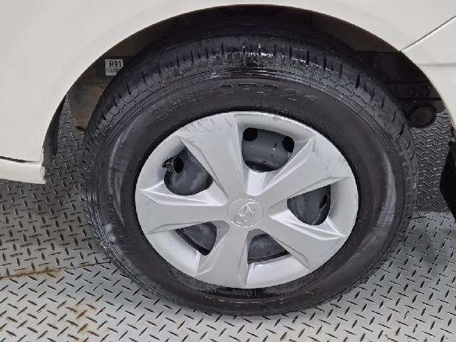 6091000558R19.jpg