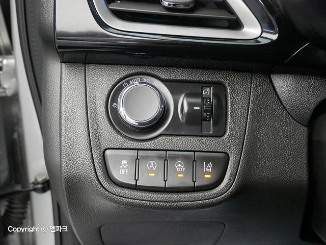 4021500618R17.jpg