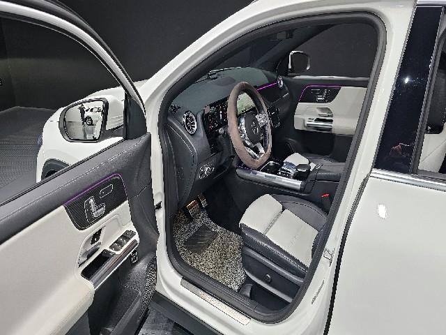 e25c871bae5ba657cb4b1371bf28c209.jpeg