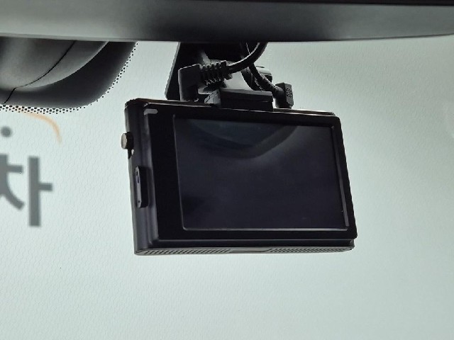 6091000652R17.jpg