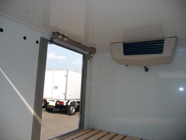 0740004A30250924W00116.jpg