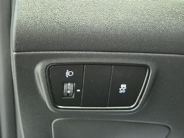 6081001303R18.jpg