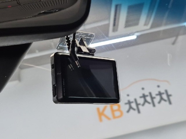 6081000993R16.jpg