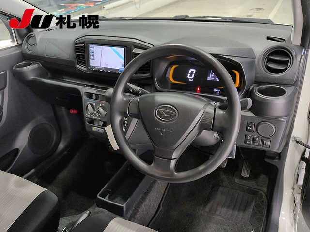 c176aeff716b4474e6ee58e20bba0b6a.jpg