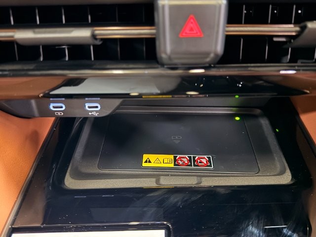 24285818ab9b494c9dc7e81e8100e5c7.jpg