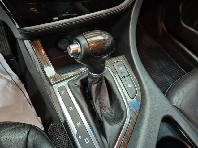 6051000944R8.jpg