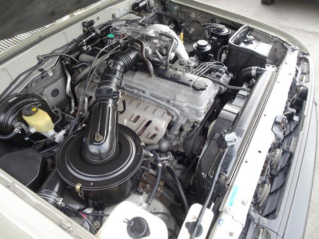 0730175A30260912W00118.jpg