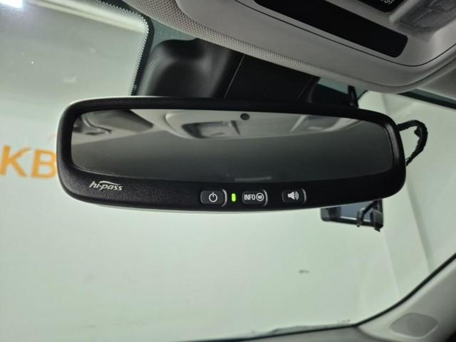 6051001763R16.jpg