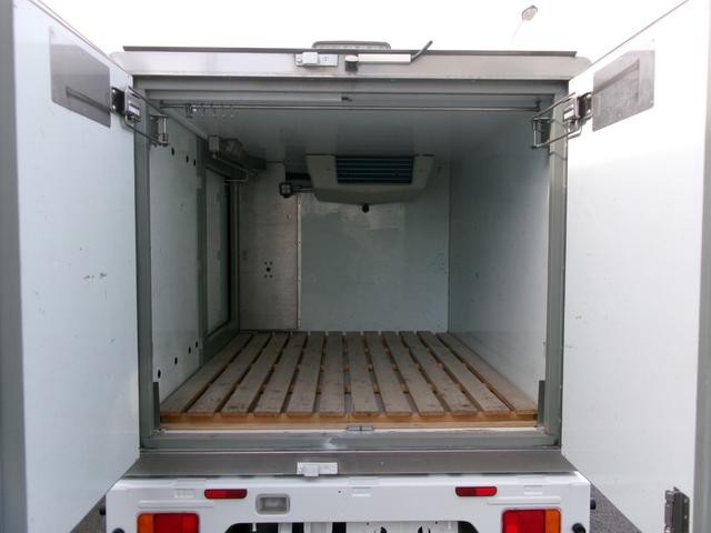 0740030A30260918W00204.jpg