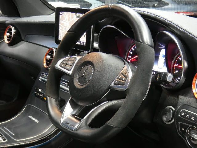 dfbd112a5ff64b861d5202013439570b.jpg