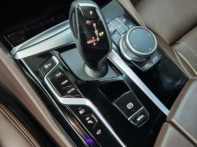 6051501833R8.jpg