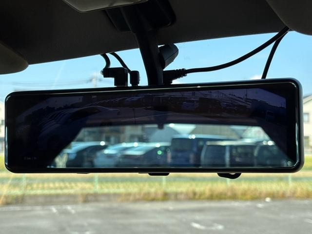 0704307A30261019W00203.jpg