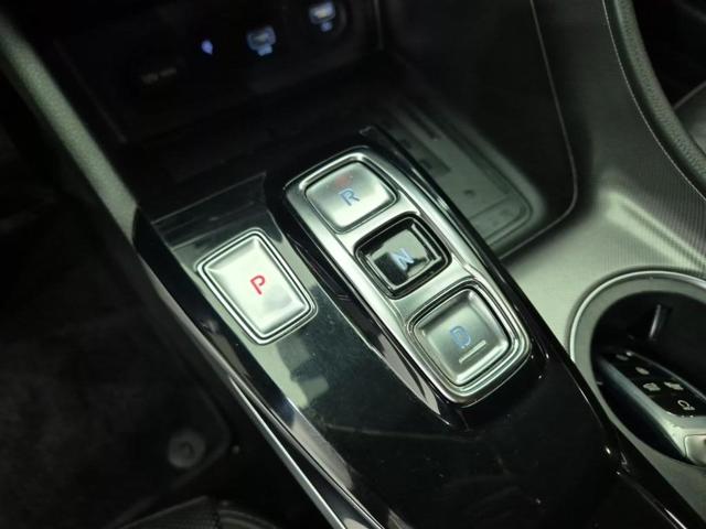 6051001596R8.jpg