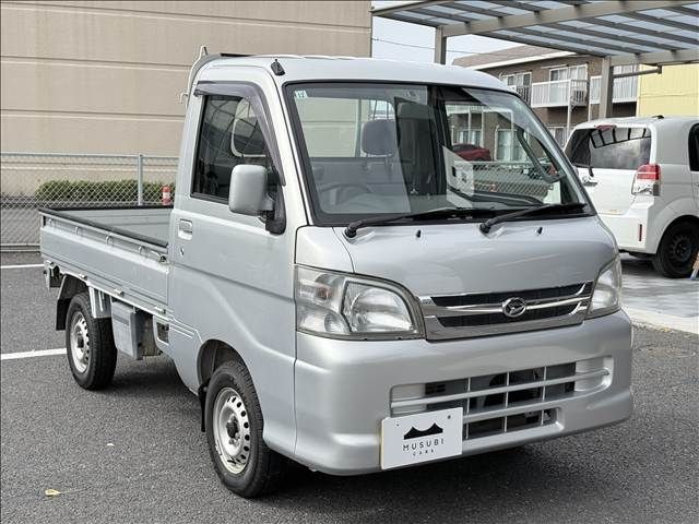 4d465516515efb81534e8d324fdf2e13.jpg