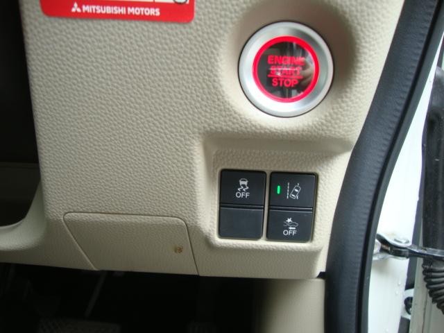 0840096A30260910W00114.jpg