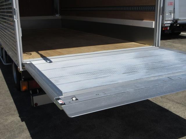 aa407dbcf0a05ab2d9bf04e5d3142085.jpg