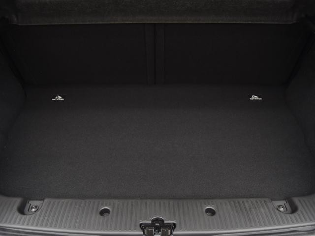 9200363A30260927W00319.jpg