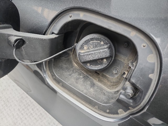 lotterental_104240599_BVjSc_8.jpg