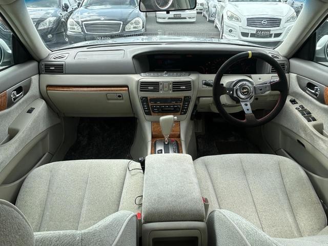 0209396A30260425W00109.jpg