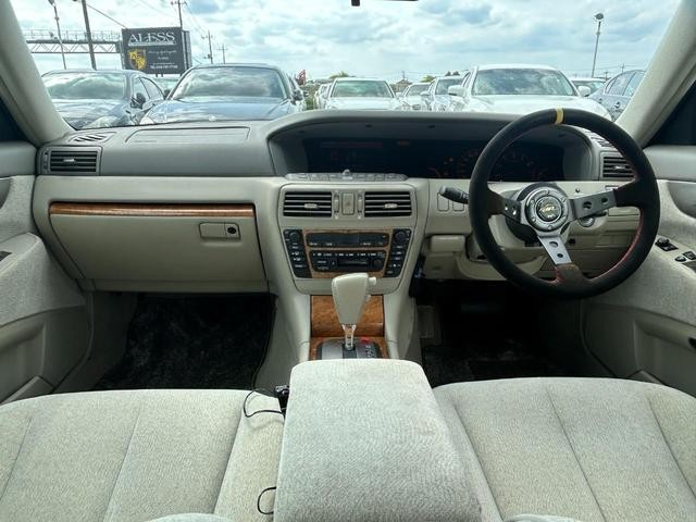 0209396A30260425W00110.jpg