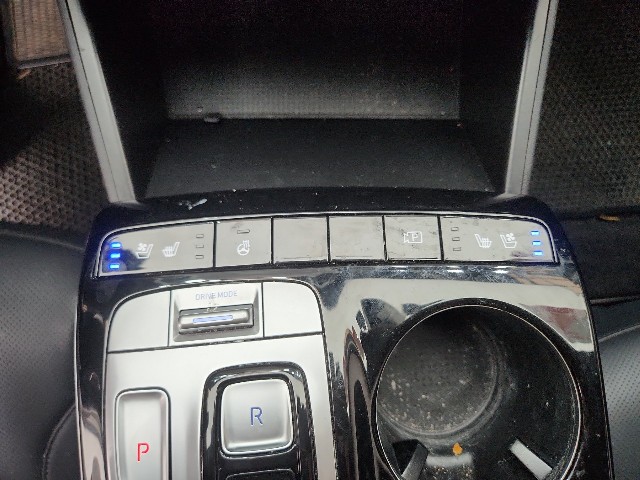 lotterental_093329235_PwUC5_2.jpg