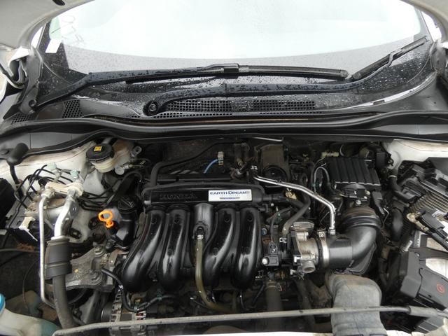 0530279A20251117G00817.jpg