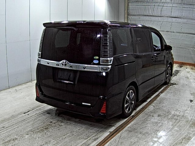 7b75f561f901e774ef3736bd101b0f3f.jpg