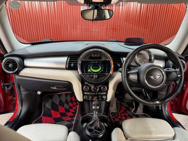 70b7d86bc0771ae9e40a1e6c258e8529.jpg