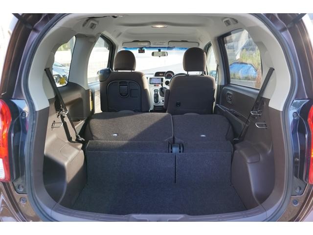 0803390A30261017W00115.jpg