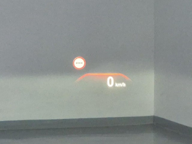 6081500609R17.jpg