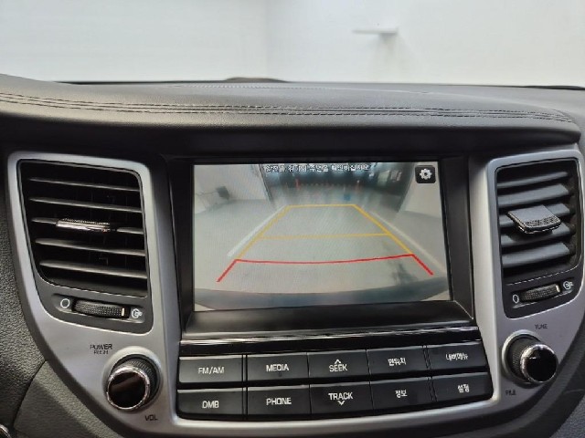 6081500556R15.jpg