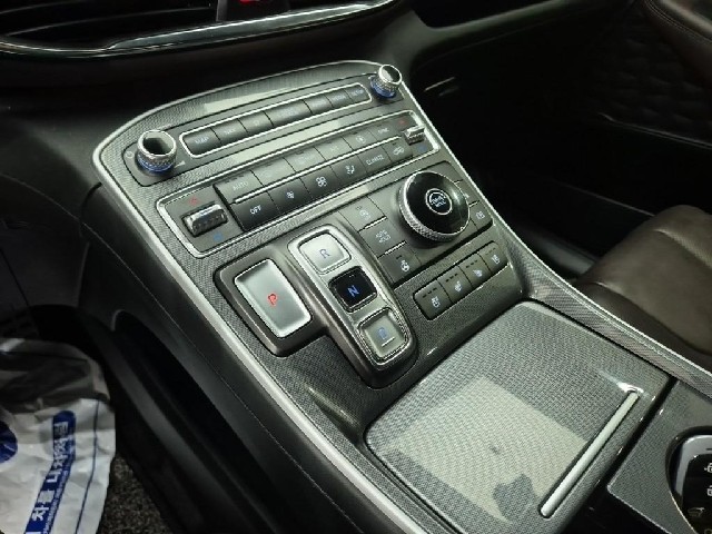 6101001169R8.jpg
