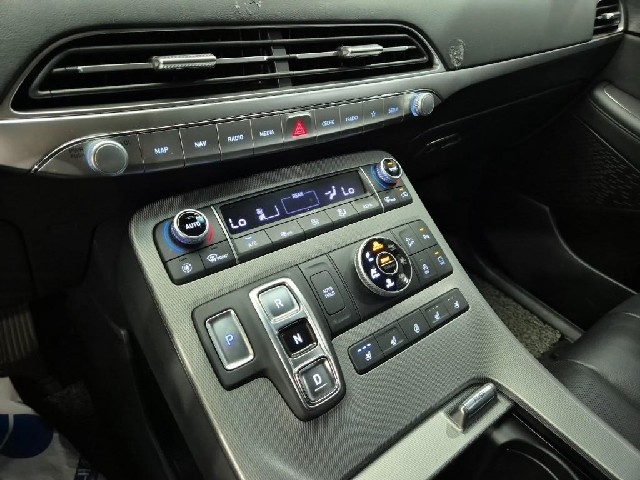6071001010R8.jpg