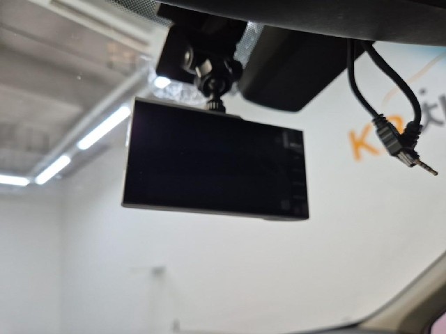 6101500600R17.jpg