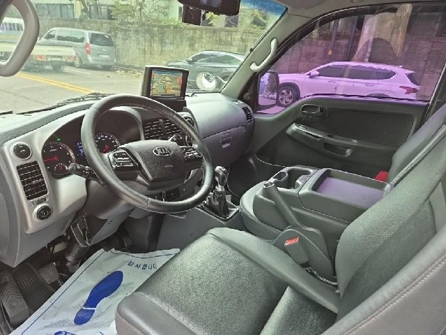 6101501572R7.jpg