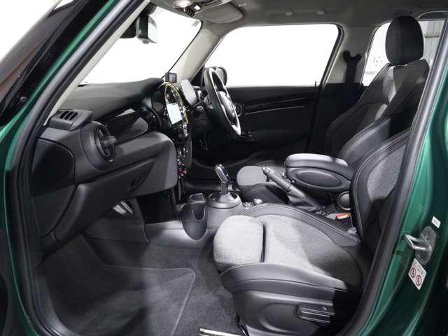 0190bb128b8affcebbb2d13d7172f3d1.jpg