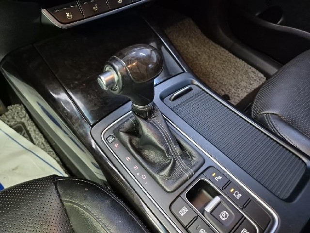 6101501475R8.jpg