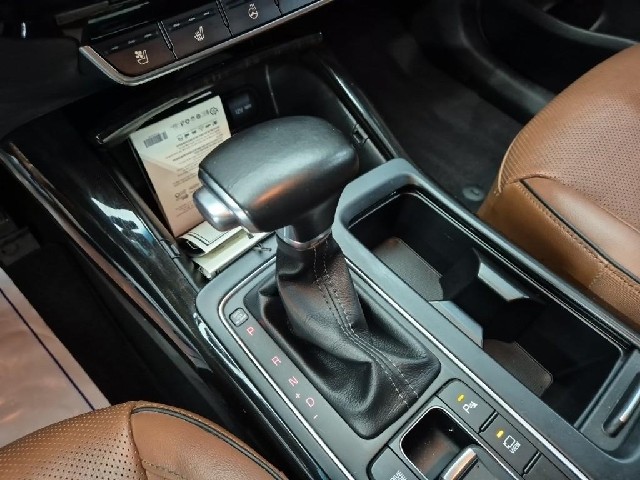 6101001377R8.jpg